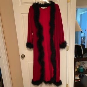 Glamorous Vintage velvet robe with feather trim from Victoria’s Secret